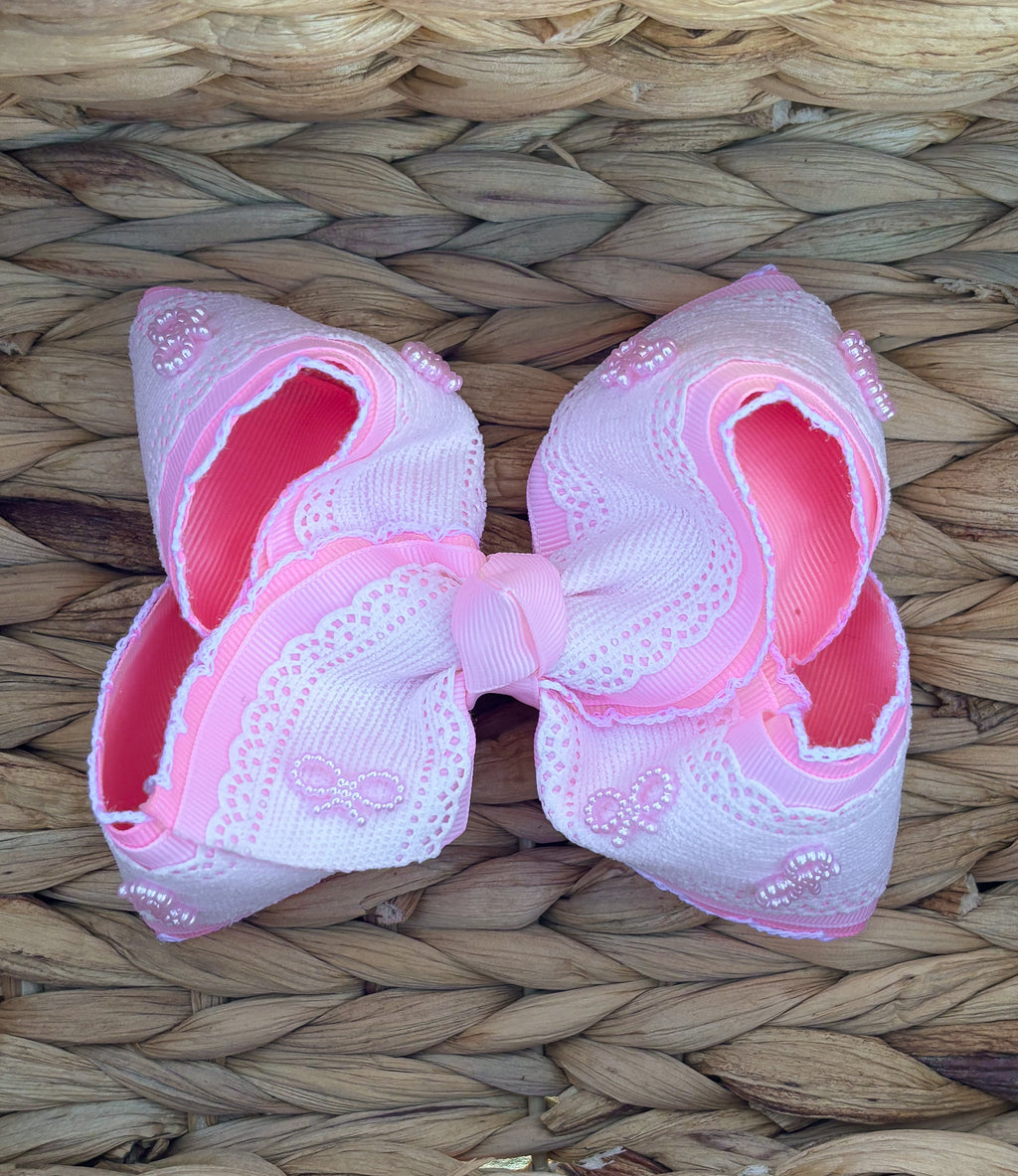 5” Pink Moonstitch with White Scallop and Pearl Bows